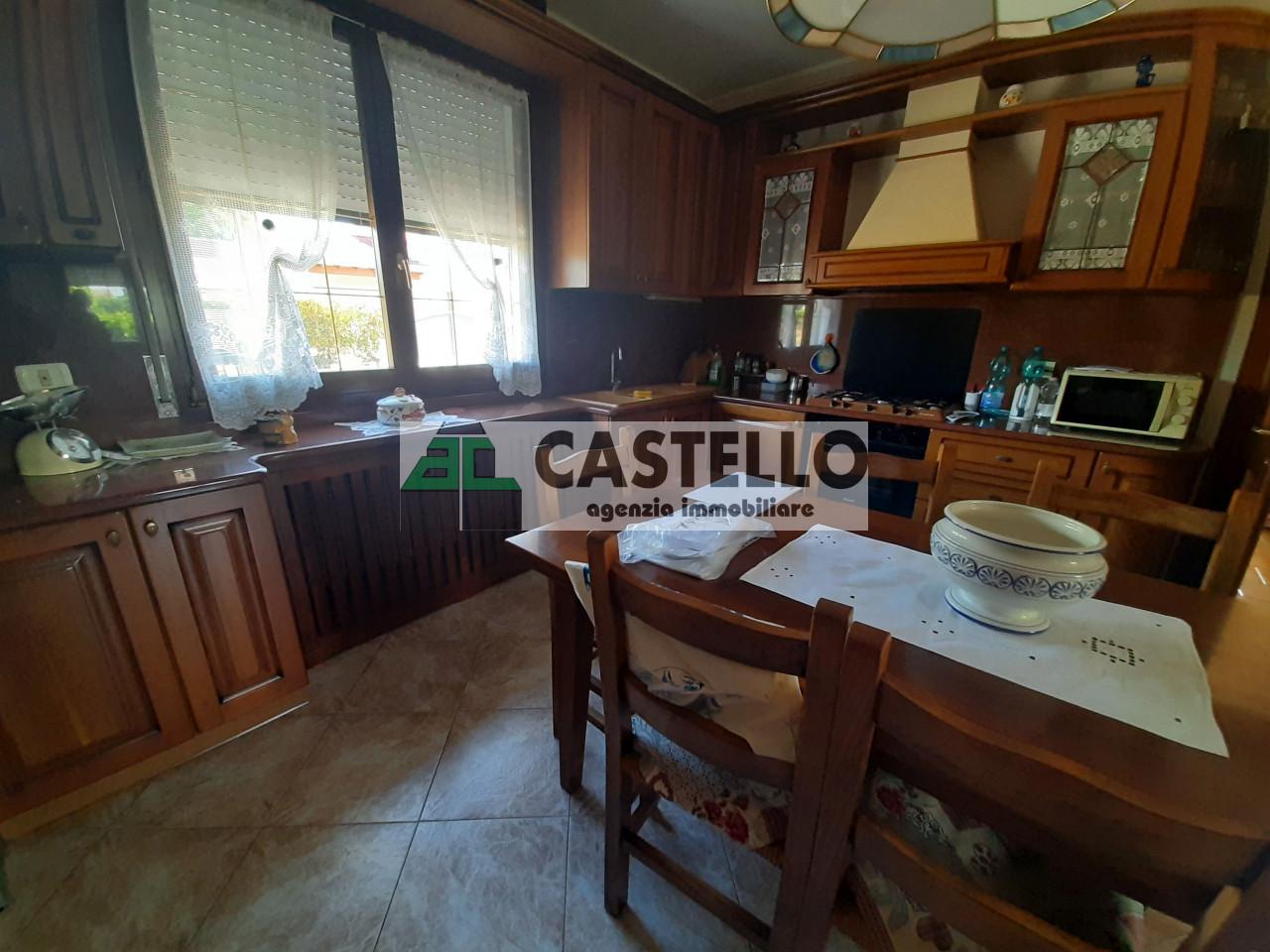 Villa in Via Risare, Campo San Martino