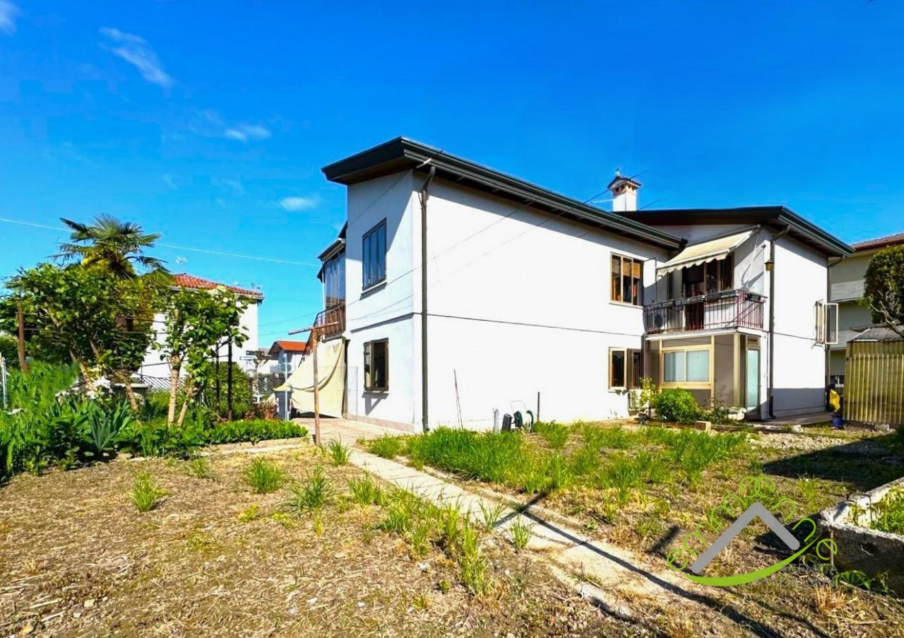 Villa in Via Cesare Battisti, Mira