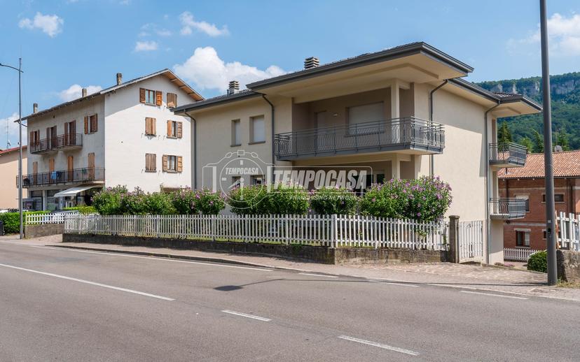 Casa indipendente, Castelnovo ne' Monti