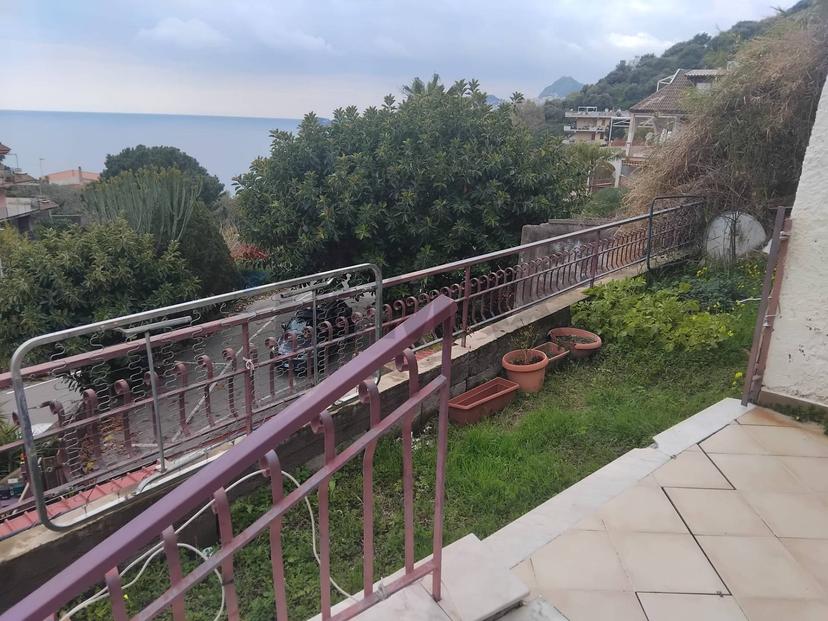 Quadrilocale in Contrada Sillemi 6, Letojanni — foto 2 di 5