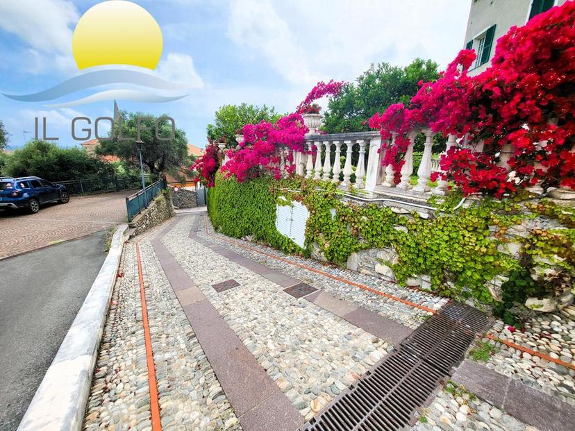 Quadrilocale in Piazza Giuseppe Verdi 24, San Bartolomeo al Mare — foto 4 di 5