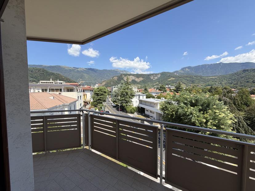 Quadrilocale in Via Divisione Nannetti N. 120, Vittorio Veneto — foto 3 di 5