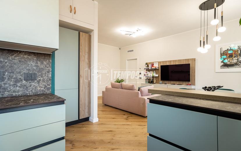 Trilocale in Viale Luigi Torelli, Milano