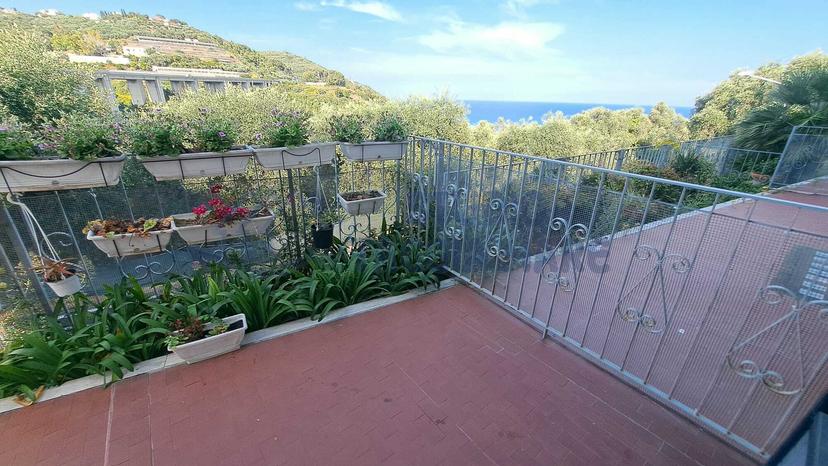 Quadrilocale in Via Civezza 107, San Lorenzo al Mare — foto 3 di 5
