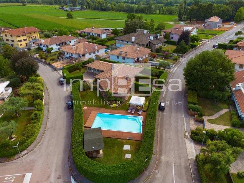 Villa in Via Gianfrancesco da Tolmezzo 121, Codroipo — foto 2 di 5