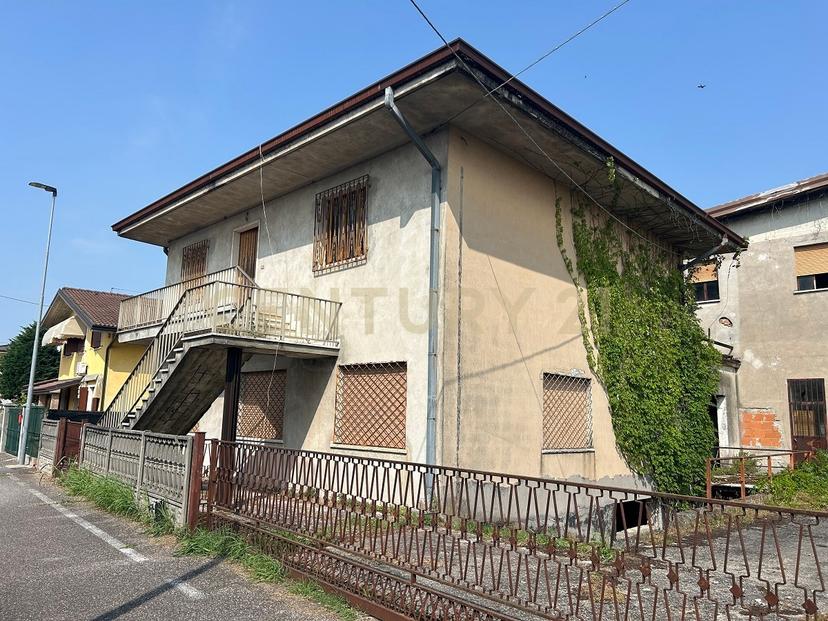 Casa indipendente in Via Giacomo Puccini 5, Oppeano — foto 2 di 5