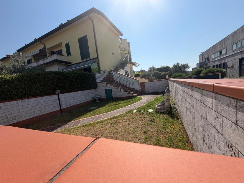 Villa a schiera in Via Larga 37, Luni — foto 5 di 5