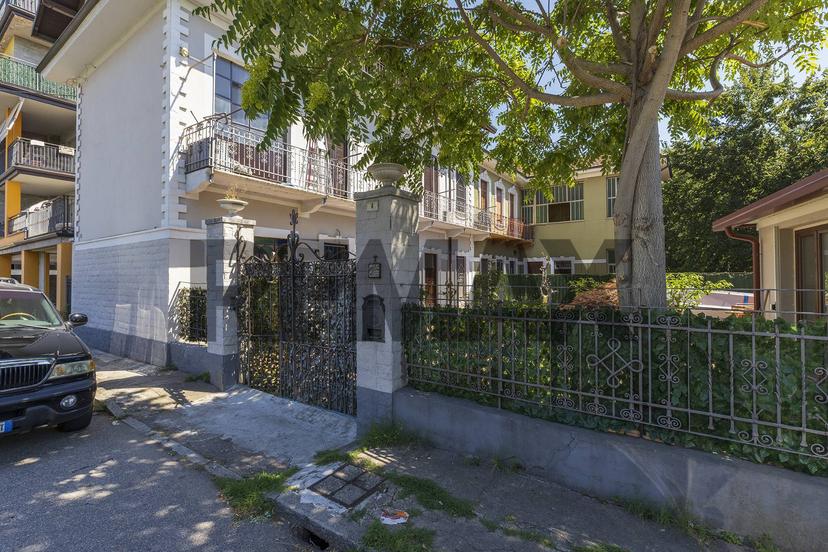 Casa indipendente in Via Ferre\' 4/a, Busto Arsizio — foto 4 di 5