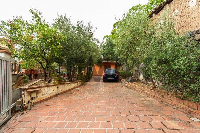 Villa in Via San Marco 69, Paternò — foto 3 di 5