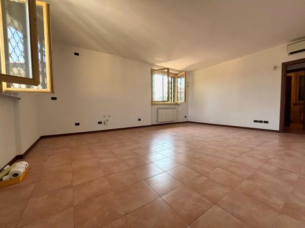 Bilocale in Piazza Bettino Craxi 1, Borgo San Giovanni — foto 2 di 5