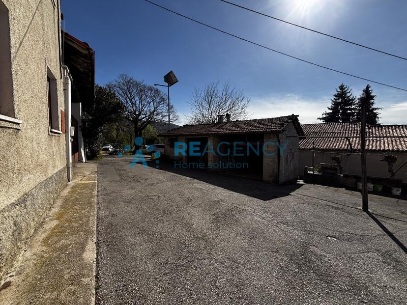 Villa a schiera in Via Perinello, Cornedo Vicentino — foto 2 di 5