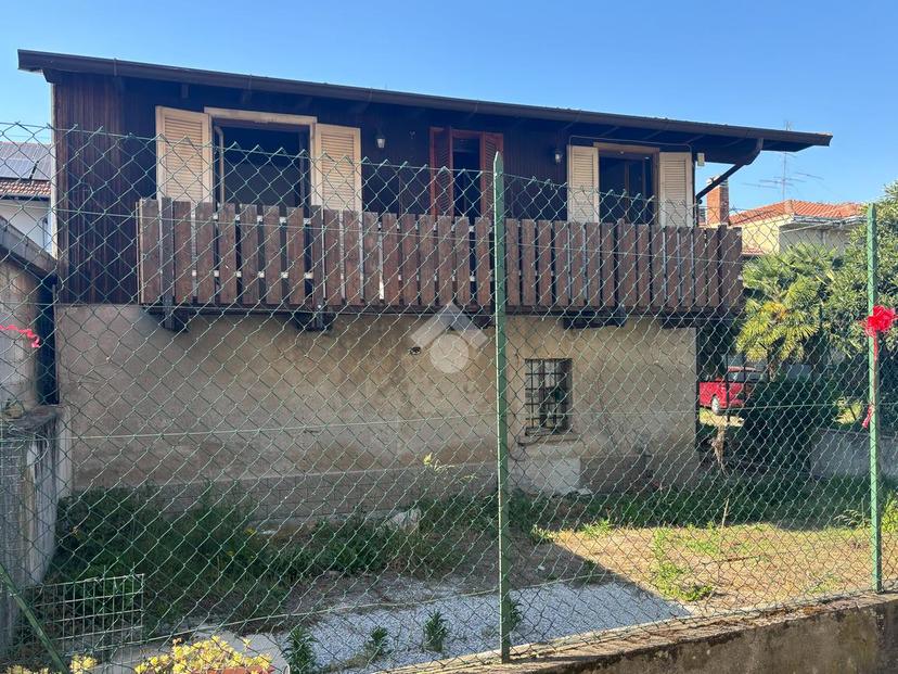 Casa indipendente in Via Santissima Trinita' 20, Varallo Pombia — foto 3 di 5