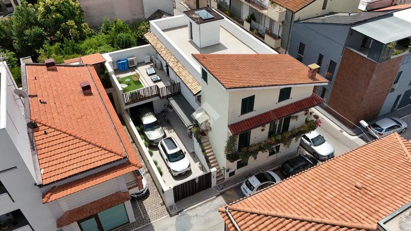 Casa indipendente in Via Triboletti 29, Roseto degli Abruzzi — foto 4 di 5