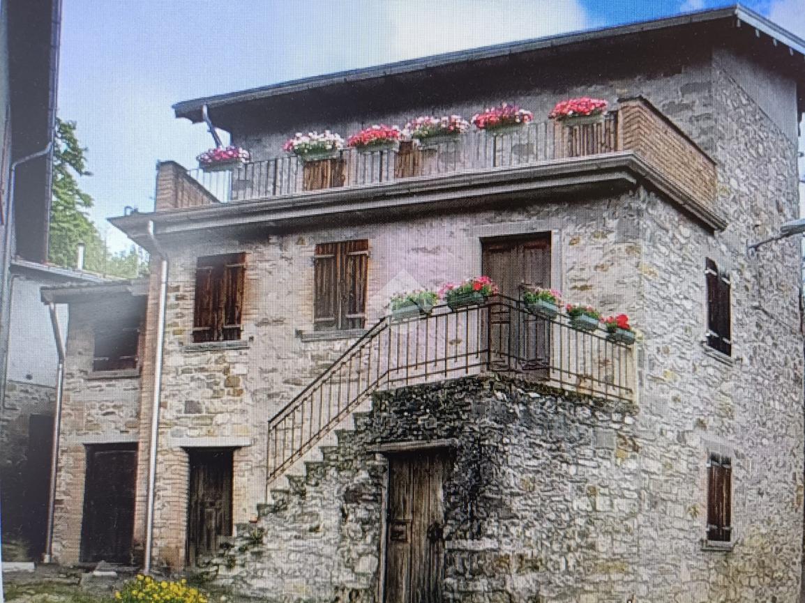 Rustico in Loc. Marra, Corniglio