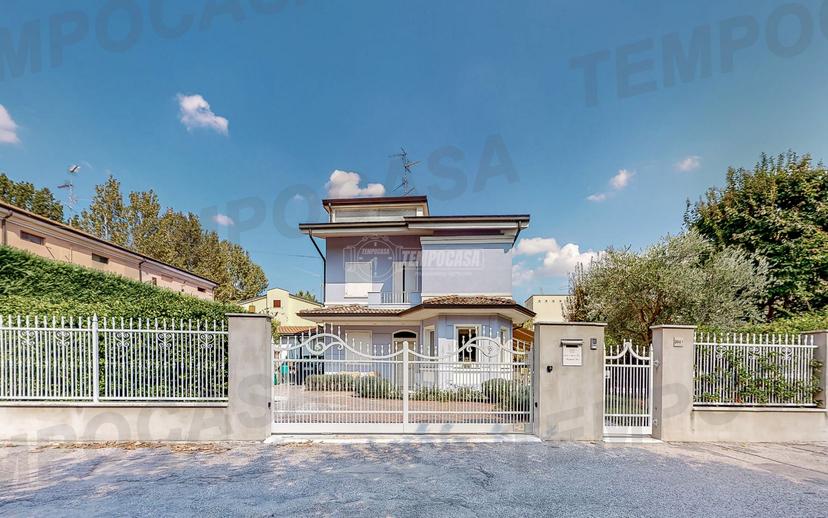 Casa indipendente, Mirandola — foto 2 di 5