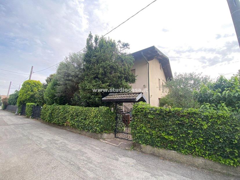 Villa in Via Dante Alighieri, Caravaggio — foto 2 di 5