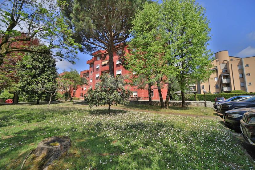 Trilocale in Via Golgi 16, Arcore — foto 2 di 5