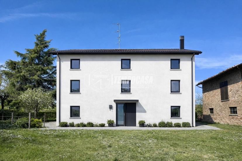 Casa indipendente in Via San Felice, Reggio nell'Emilia — foto 4 di 5