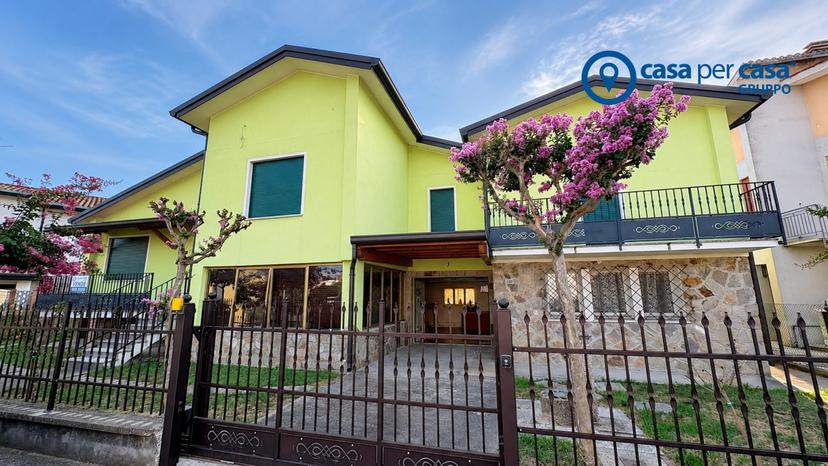 Villa in Via Cristoforo Colombo, Polesella — foto 3 di 5