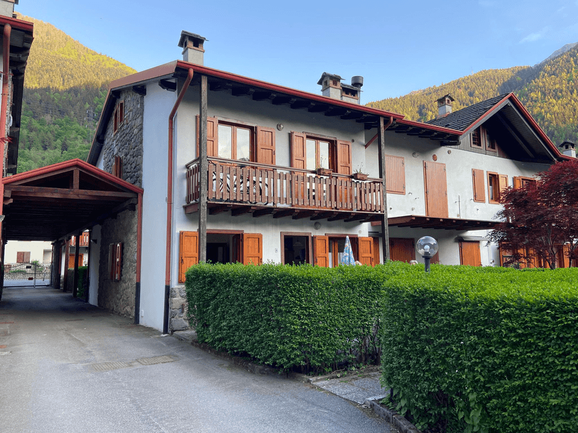 Bilocale in Via Mes 2, Valbondione — foto 2 di 5