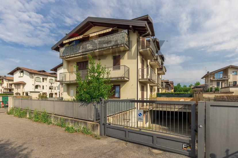 Trilocale in Via San Pio X 35/B, Cassano Magnago — foto 5 di 5