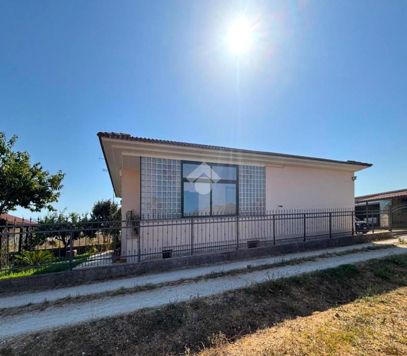 Casa indipendente in Via Enrico Toti 51, Cisterna di Latina — foto 4 di 5