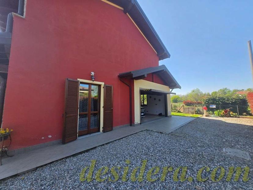 Villa unifamiliare, Castelletto sopra Ticino — foto 4 di 5