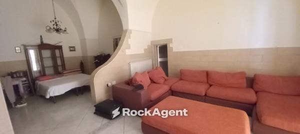 Terratetto unifamiliare in Via Giacosa 24, Cutrofiano