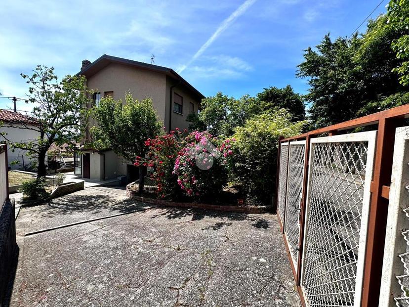 Casa indipendente in Via Bartolomeo Gianelli 18, Trieste — foto 3 di 5