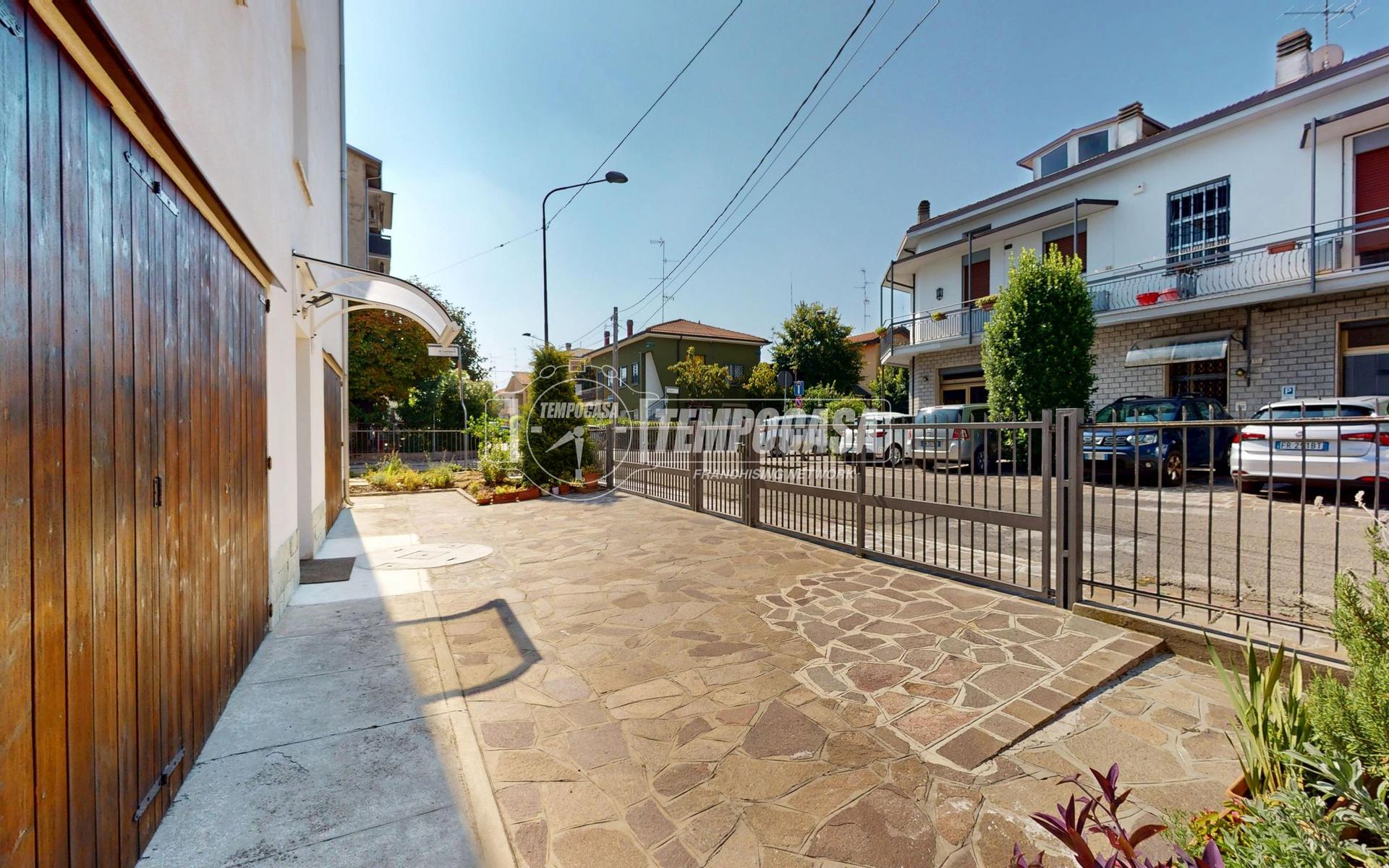 Villa a schiera in Via Bonaventura Lamberti 4, Carpi