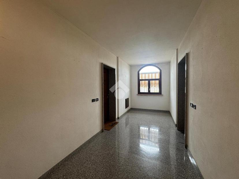 Trilocale, Castelnovo di Sotto — foto 3 di 5