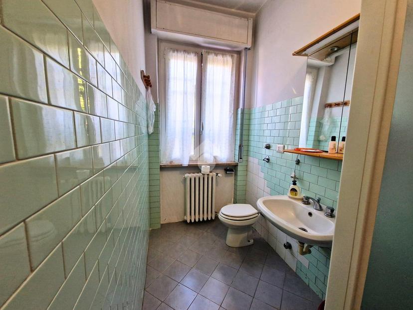 Quadrilocale in Via Monte Bianco 133, Limbiate — foto 2 di 5