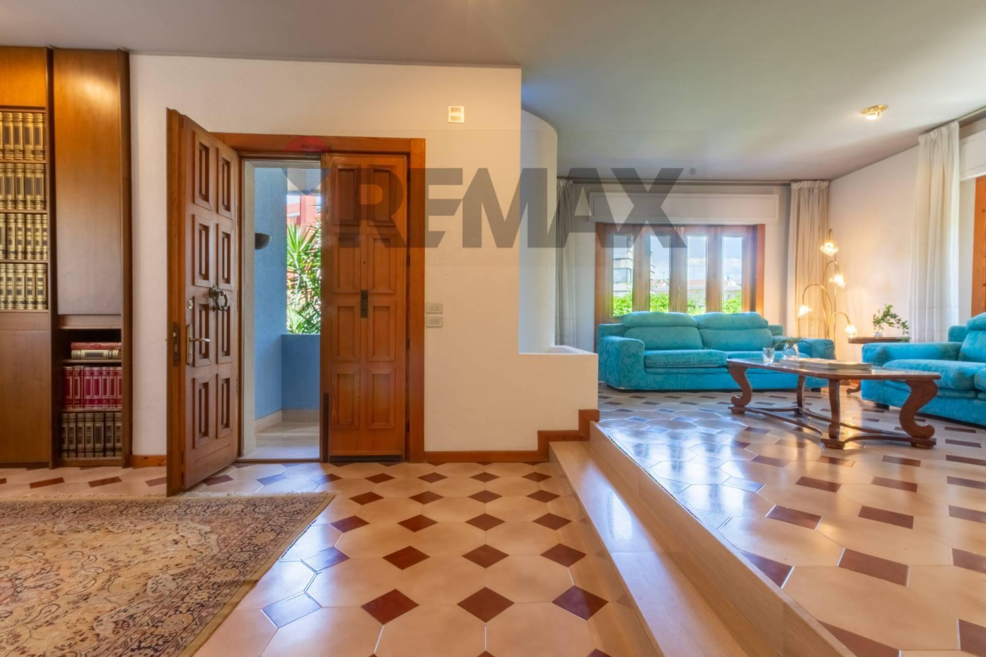 Villa in Via Colleoni 10, Cagliari