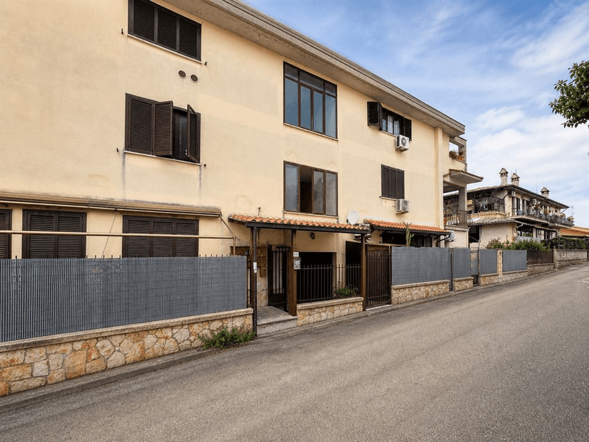 Quadrilocale in Via Primo Maggio, Fonte Nuova — foto 3 di 5