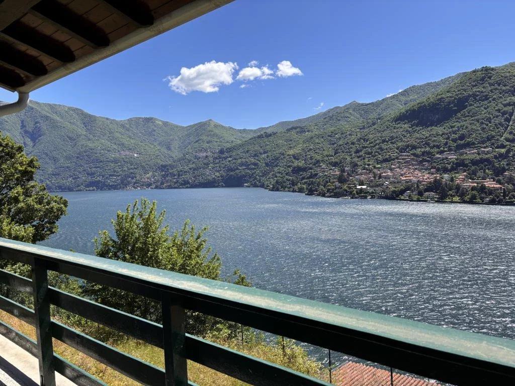 Casa indipendente, Moltrasio