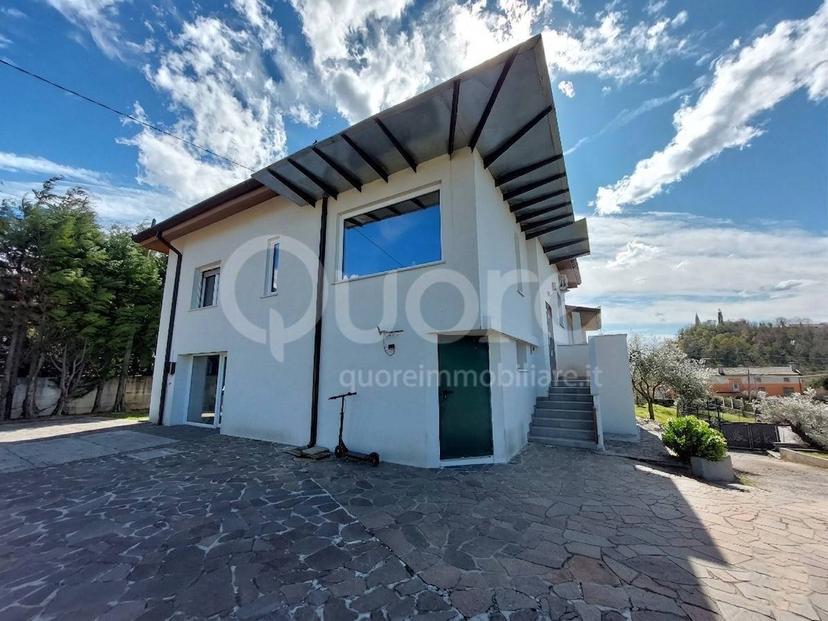 Villa in Via Gemona 2, Artegna — foto 3 di 5