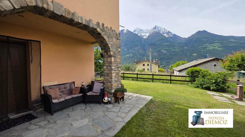 Villa bifamiliare in Località Nicolin, Saint-Christophe — foto 5 di 5