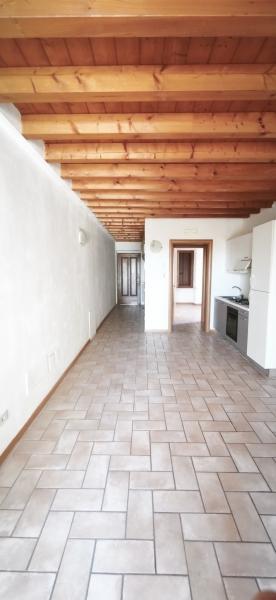 Trilocale, Volta Mantovana
