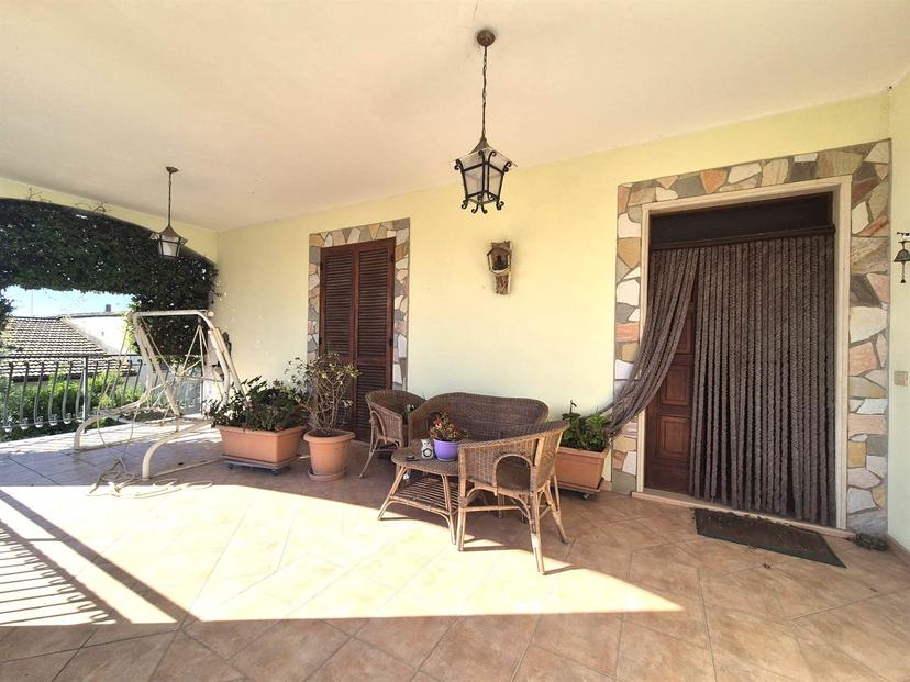 Villa in Via Polledrara, Fara in Sabina — foto 3 di 5