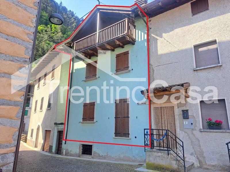 Casa indipendente in Via Prati, Bondone — foto 2 di 5