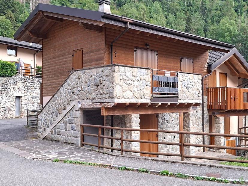 Trilocale in Via Ettore Cozzani 45, Isola di Fondra — foto 4 di 5