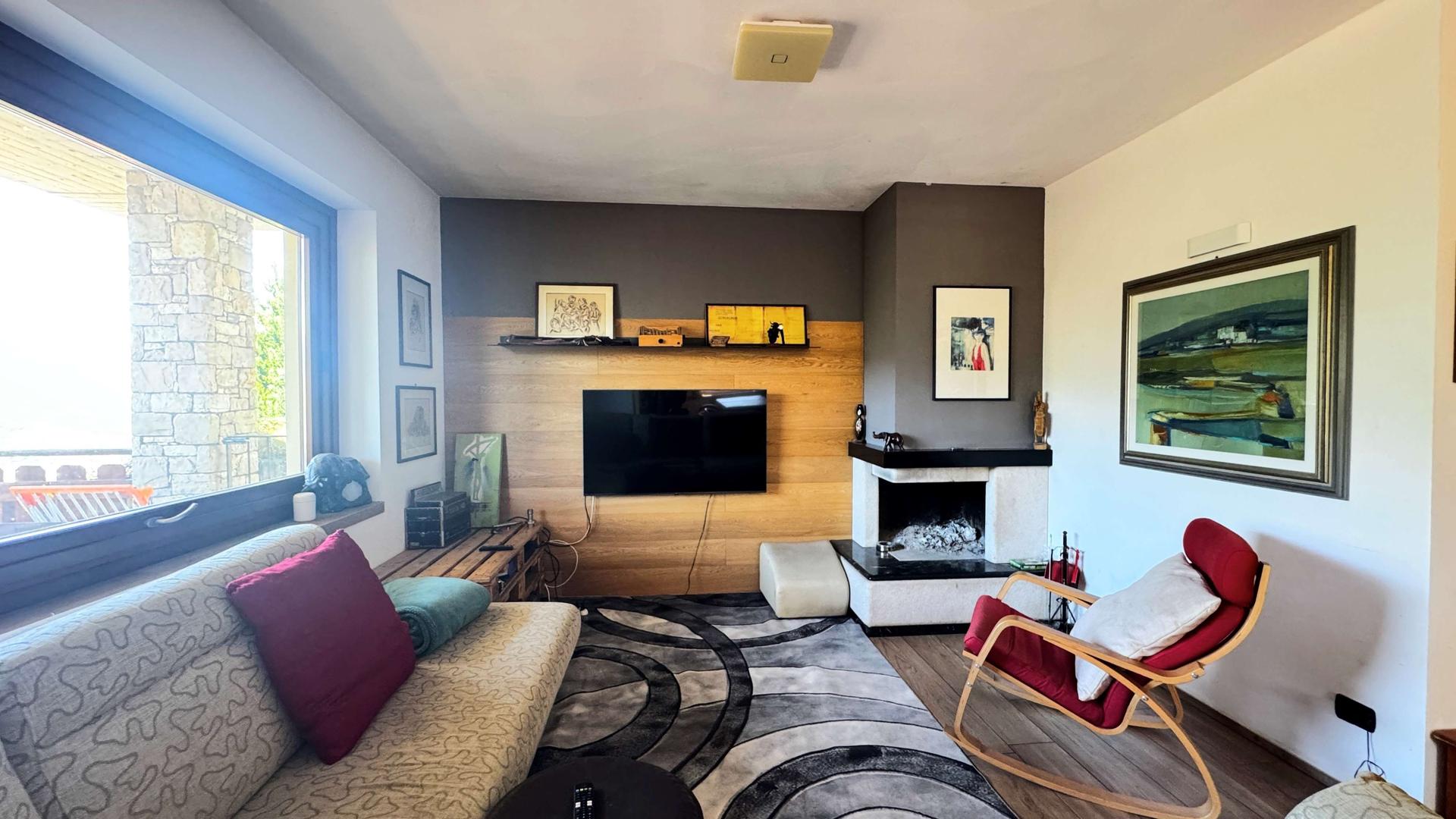 Villa bifamiliare in Via del Re 53, Breno