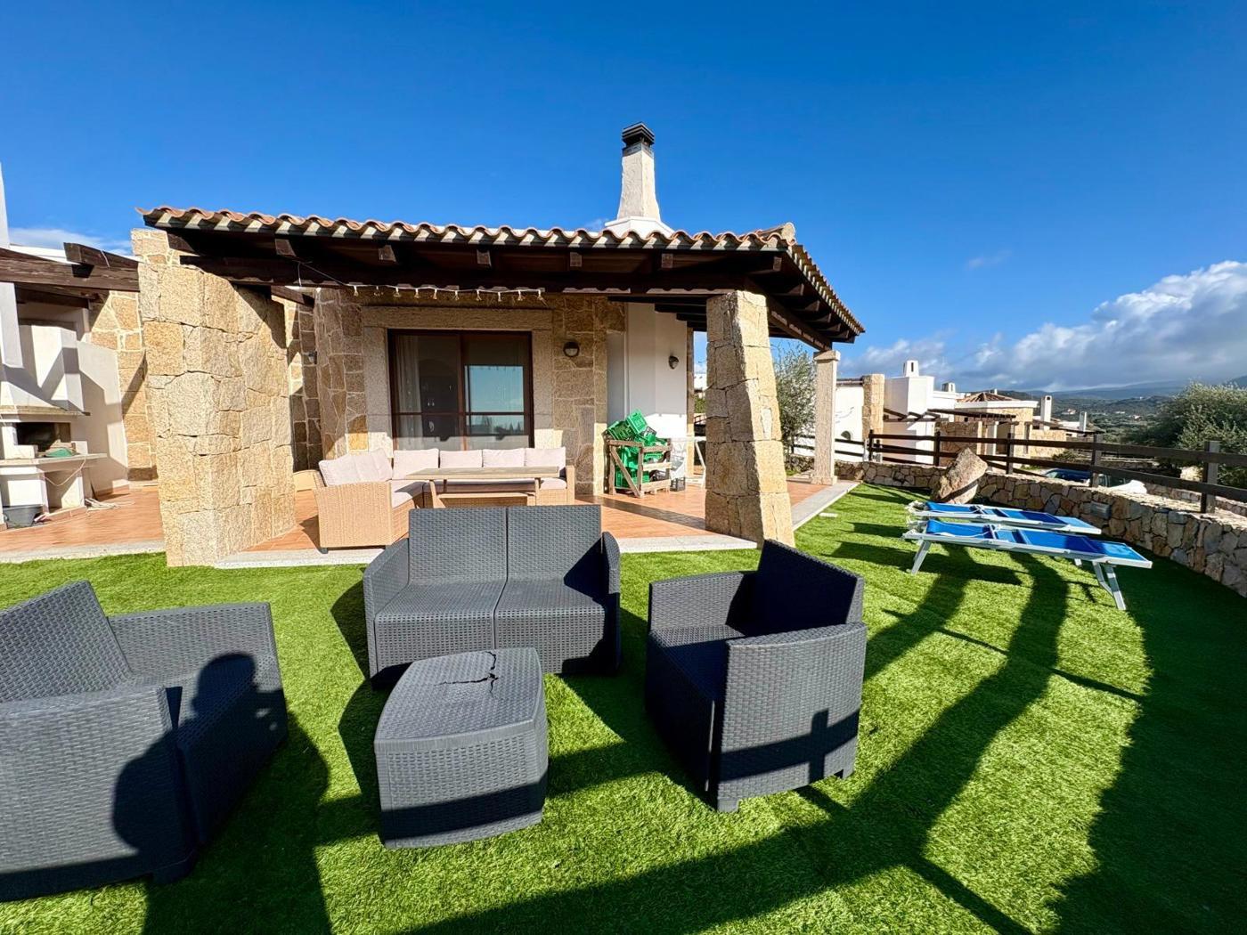 Casa indipendente in Loc. Monte Carru Snc, Alghero