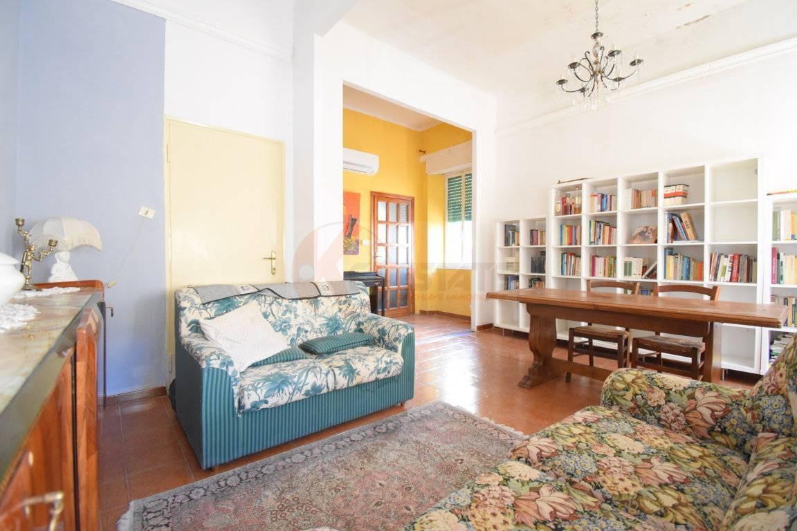 Appartamento in Corso Angioy 6, Bono