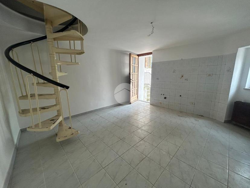 Casa indipendente in Via Borgiallo 5, Cuorgnè — foto 4 di 5