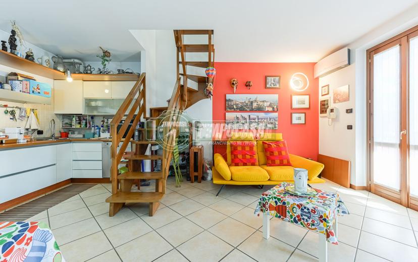 Villa a schiera in Via Cavette 2, Levate — foto 5 di 5