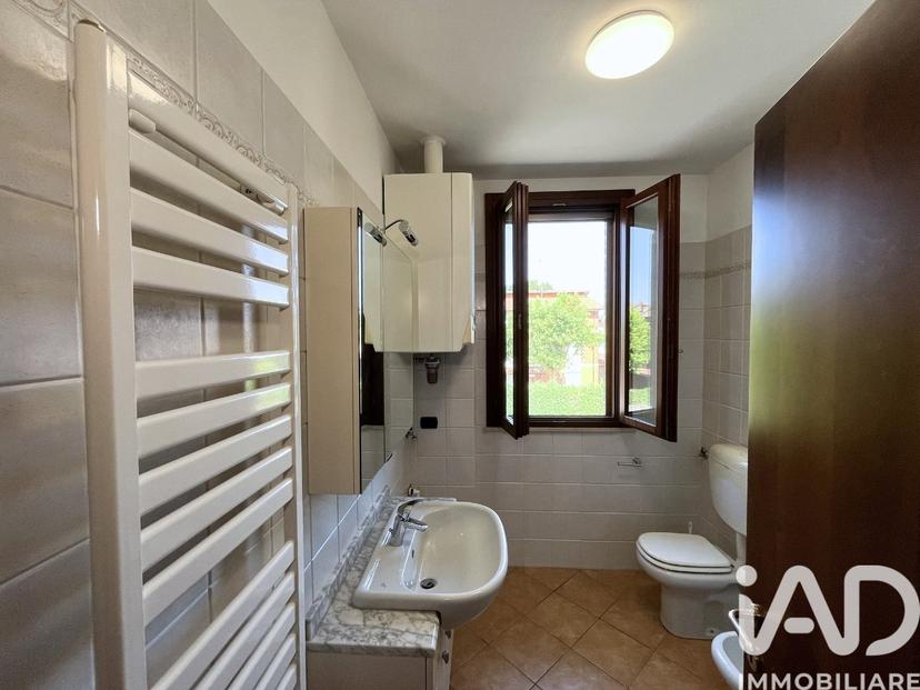 Quadrilocale in Via Dante Alighieri 5, San Martino in Rio — foto 2 di 5