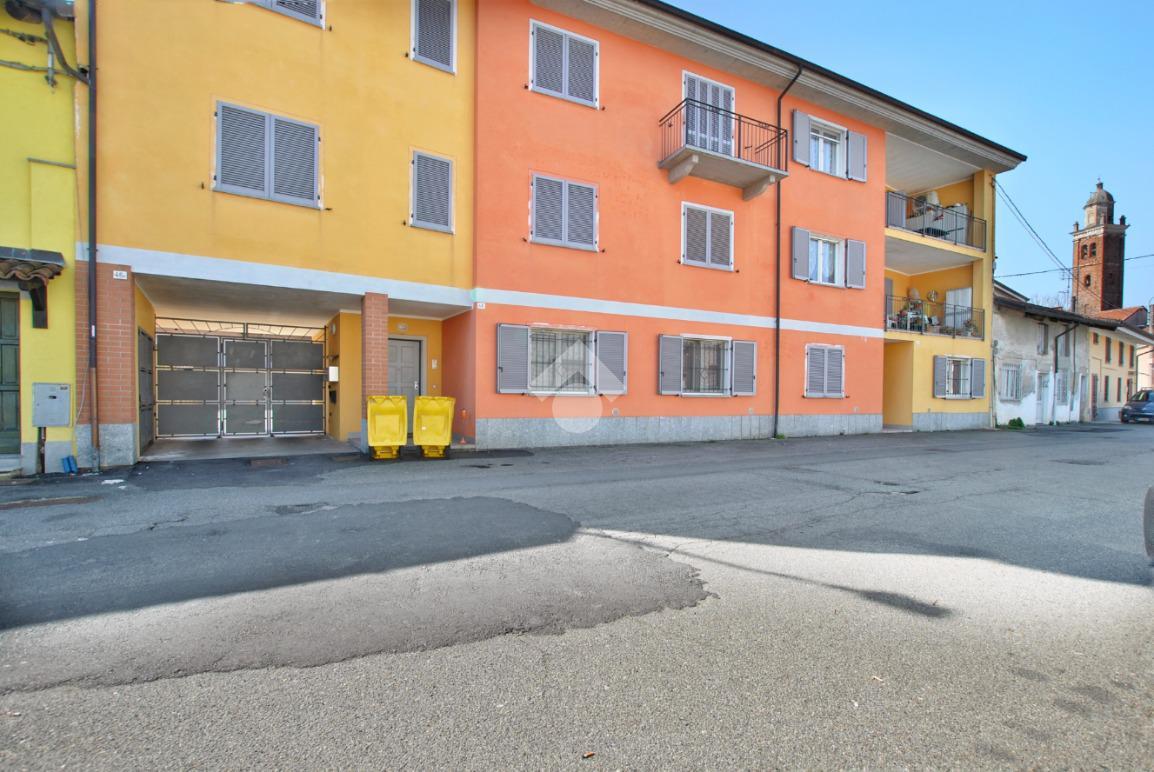 Quadrilocale in Via Solaro del Borgo 46, Livorno Ferraris