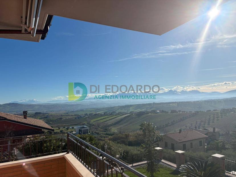 Casa indipendente in Contrada Civita, Colonnella — foto 5 di 5