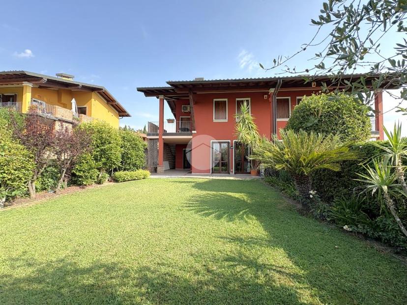 Trilocale in Via Ri Fiochel, Padenghe sul Garda — foto 3 di 5